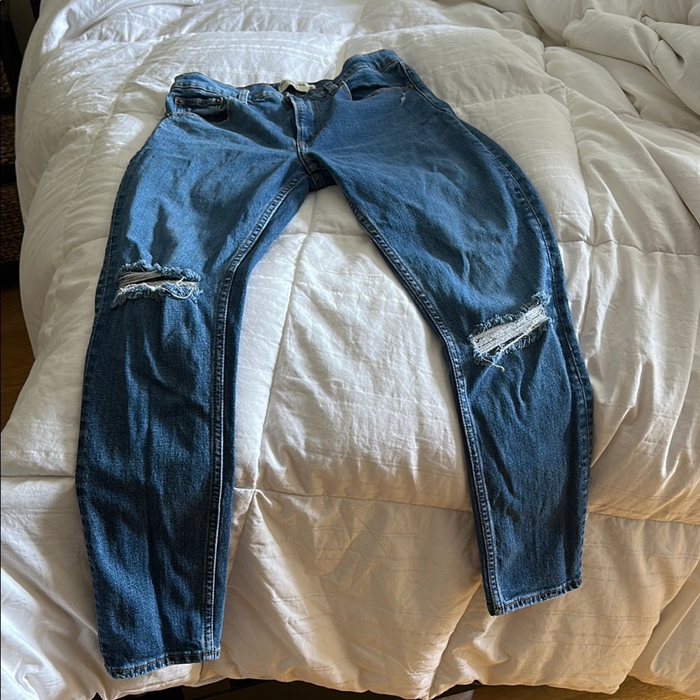 Abercrombie & Fitch Women's High Rise Distressed Denim